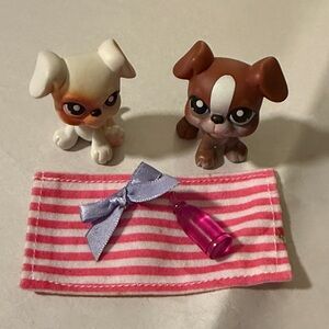 Littlest Pet Shop "Pet Pairs" #83 and #84 Boxer Dogs